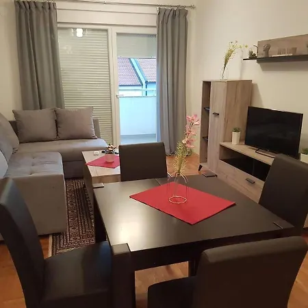Apartman Jovanka 2 *
